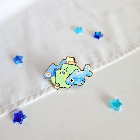 Bubble Fish Glitter Enamel Pin